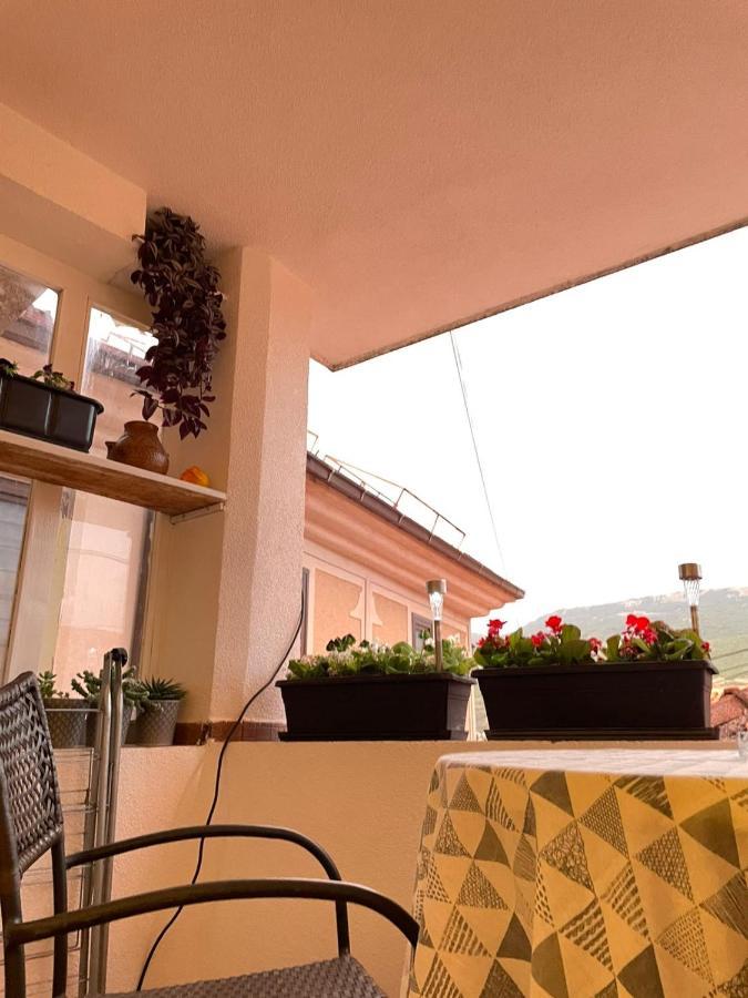 Ines Apartments オフリド エクステリア 写真