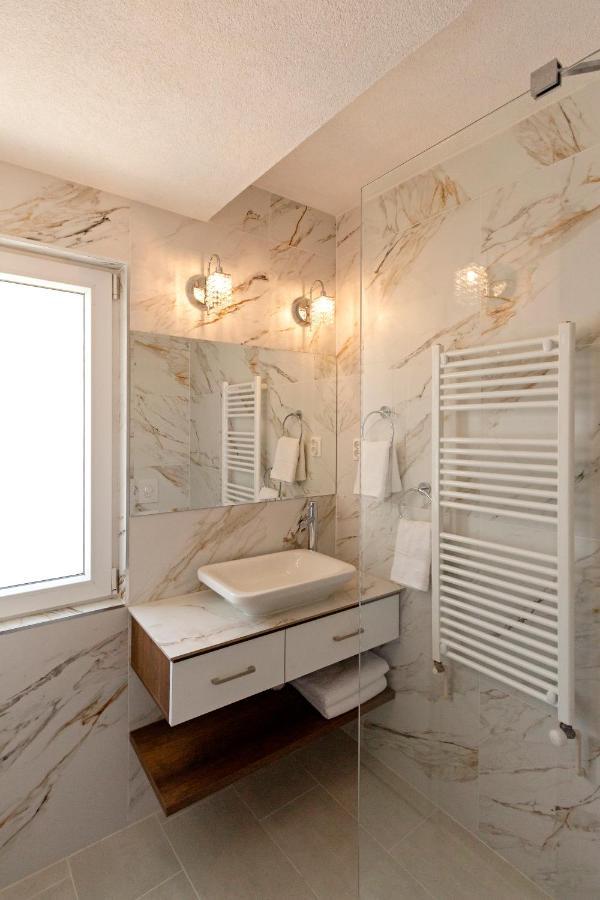 Ines Apartments オフリド エクステリア 写真