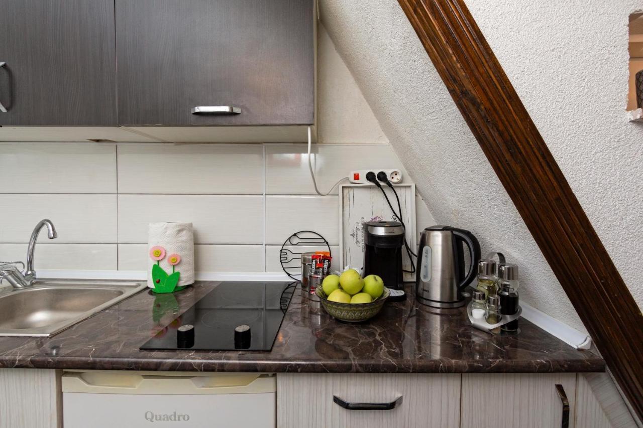 Ines Apartments オフリド エクステリア 写真