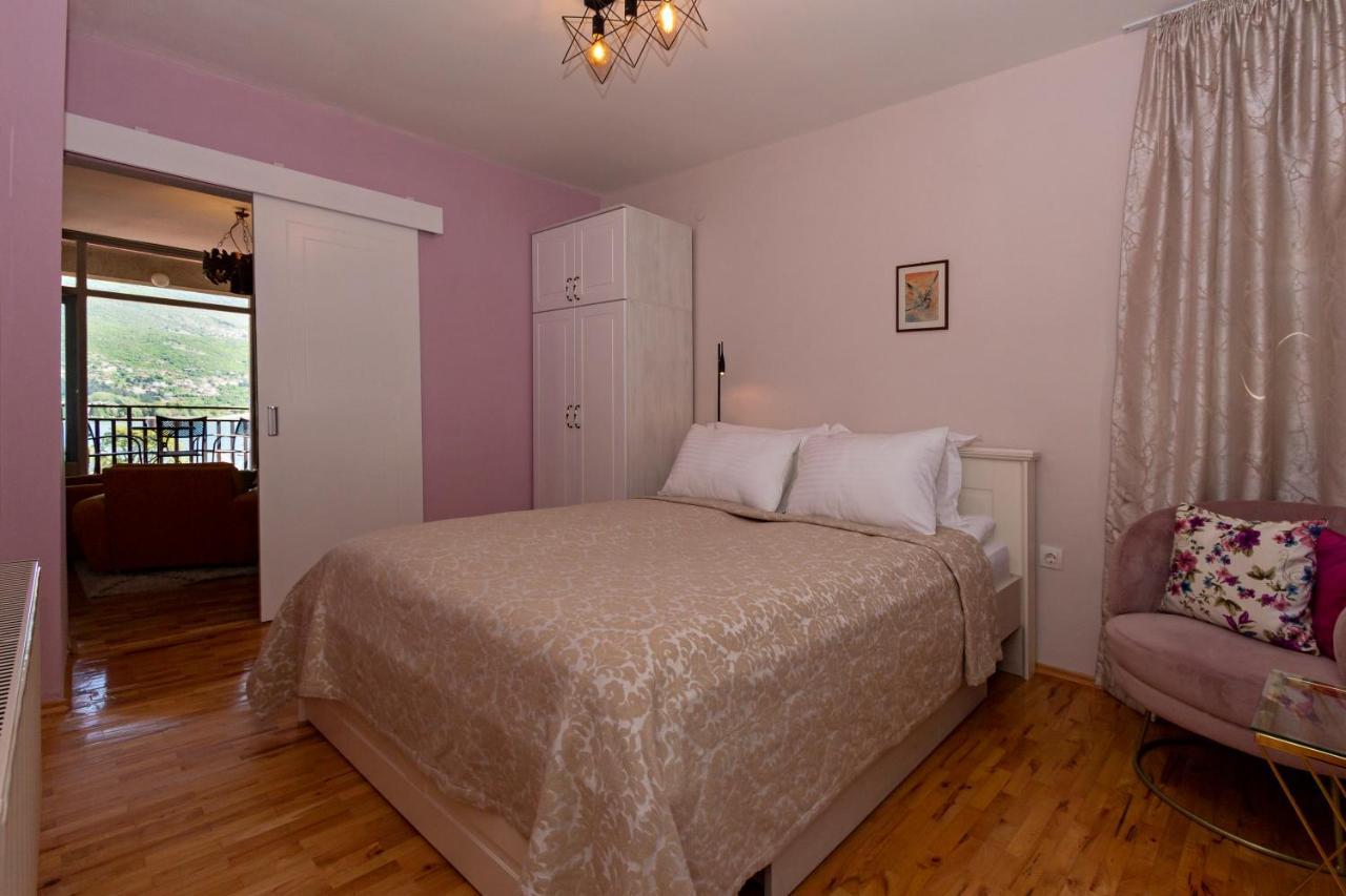 Ines Apartments オフリド エクステリア 写真