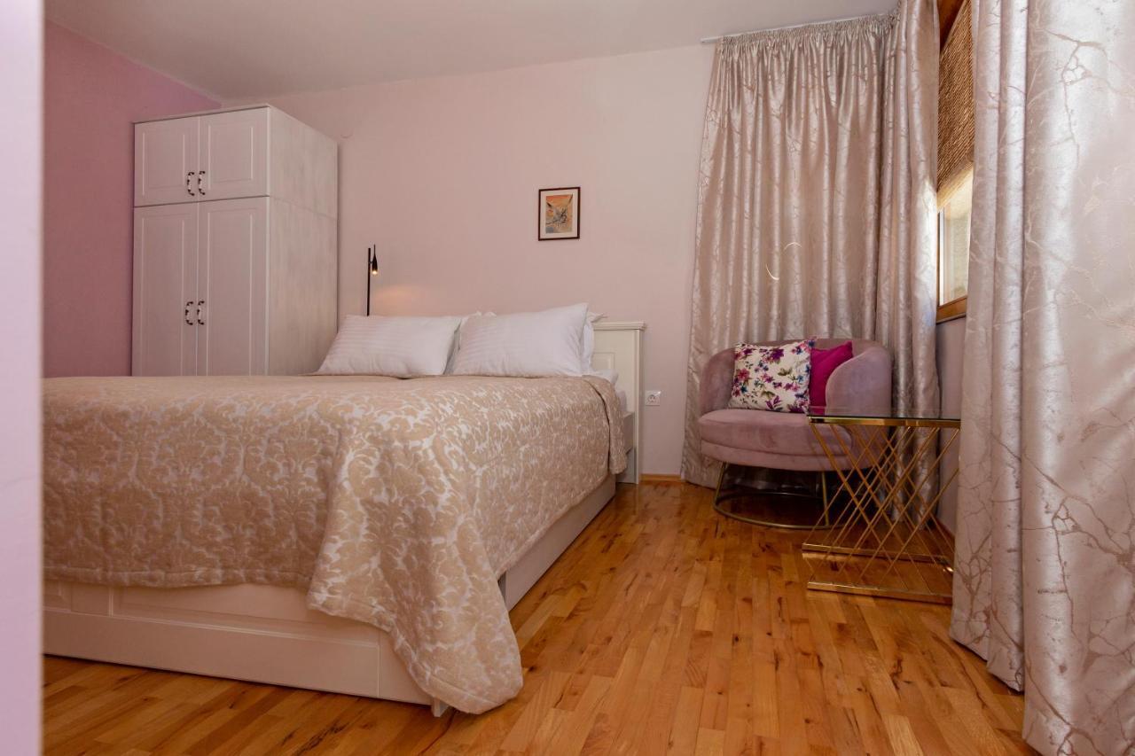 Ines Apartments オフリド エクステリア 写真