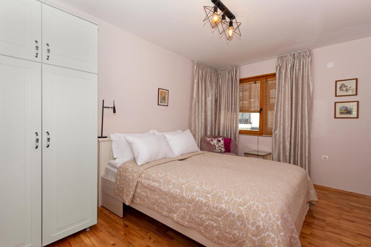 Ines Apartments オフリド エクステリア 写真